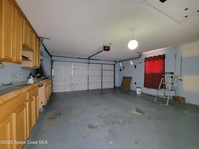 Building Photo - 5120 Volusia Ave