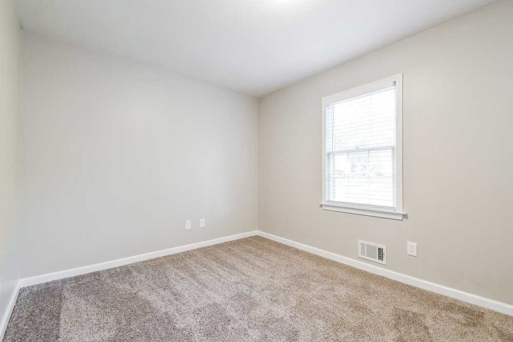 Building Photo - 217 Landing Dr