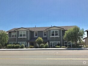 Building Photo - Yorba Linda Townhome - Brand new Anderson ...
