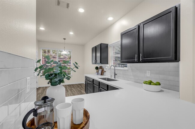 Building Photo - 3807 Springcrest Ln