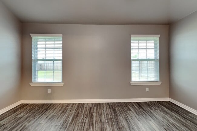 Building Photo - 9908 Allie Hope Ln
