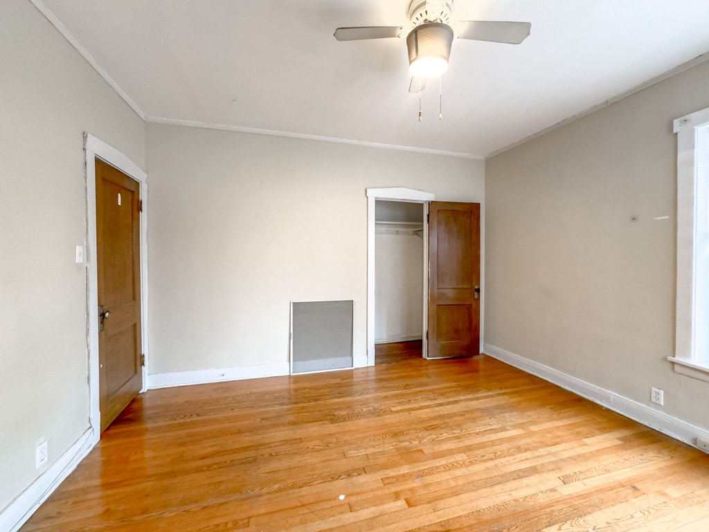 Building Photo - 4400 N Winchester Ave