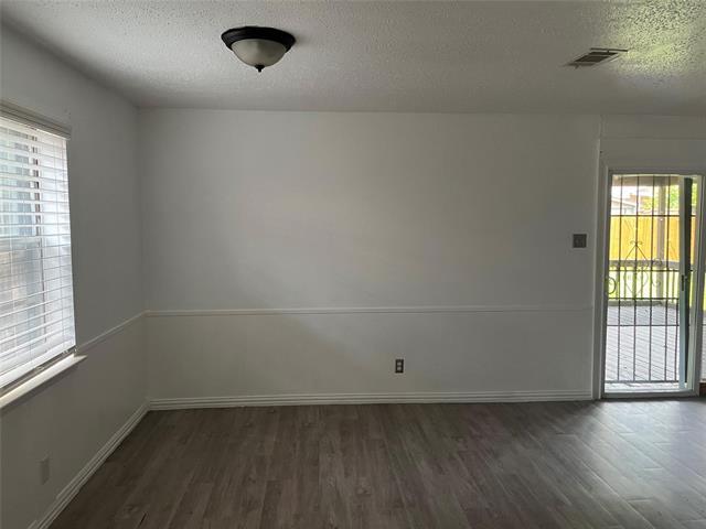 Building Photo - 10327 Springhaven Dr