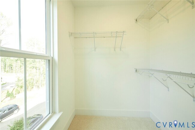 Building Photo - 15337 Sunray Wy
