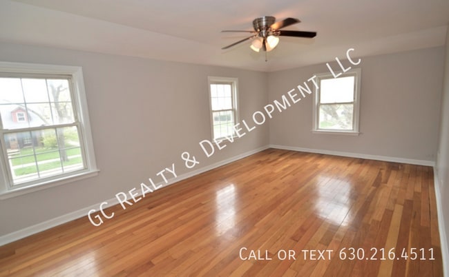 Building Photo - 735 Hull Ave