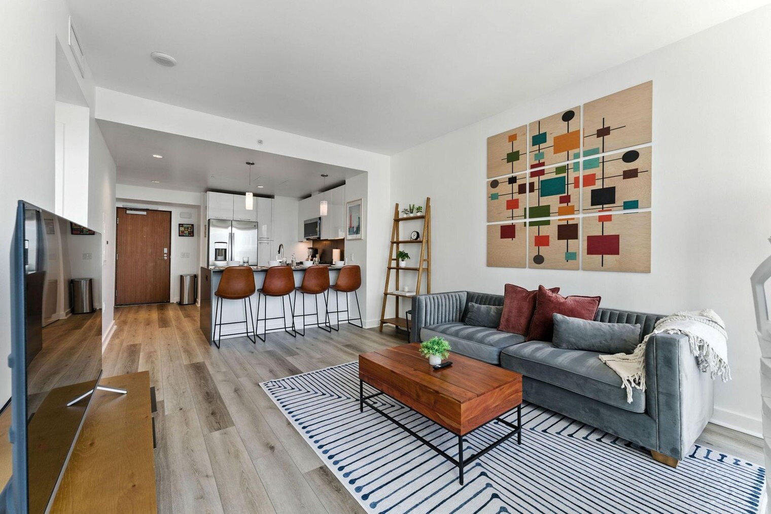 Building Photo - 399 Fremont St