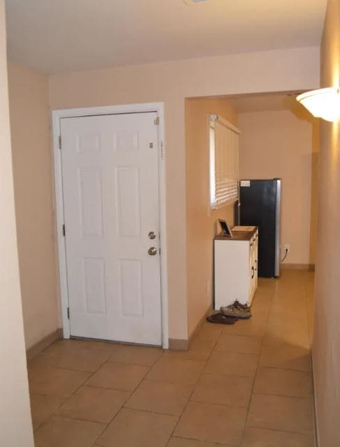 Building Photo - 14401 N 52nd Ln