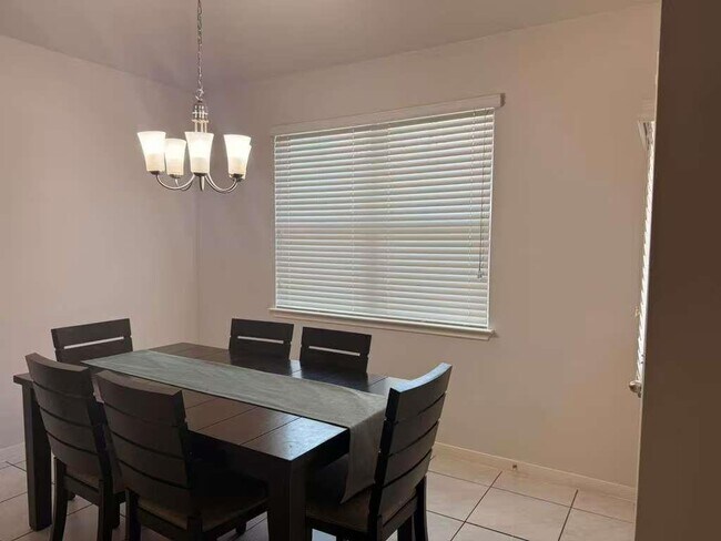 Building Photo - 6512 Loretta White Ln