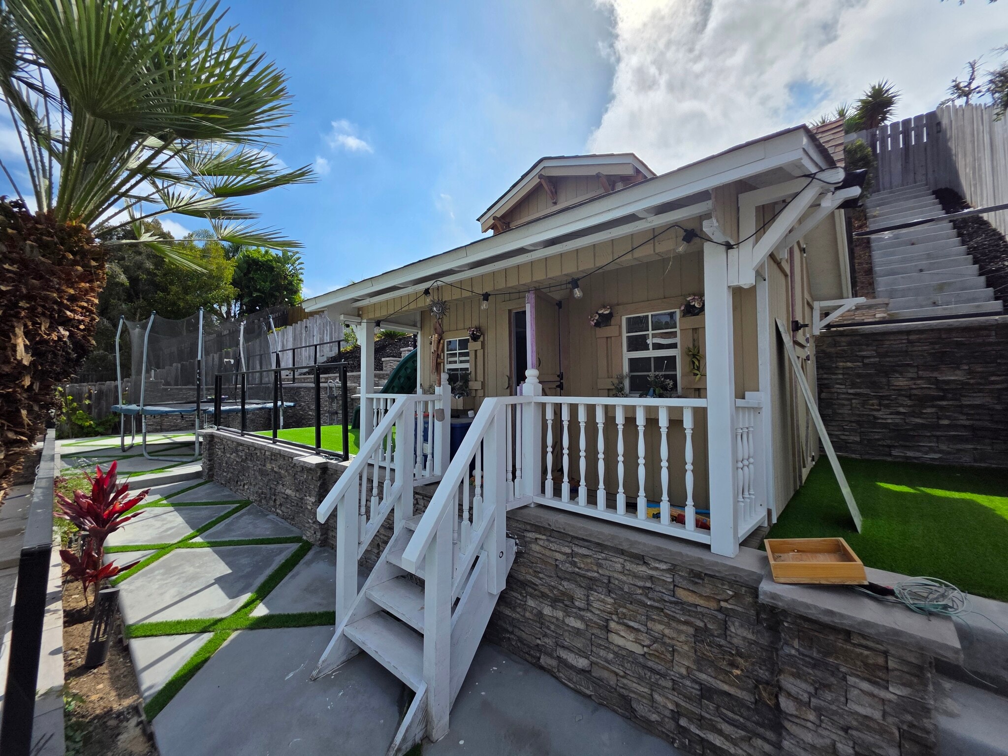 Building Photo - 6097 Charae St