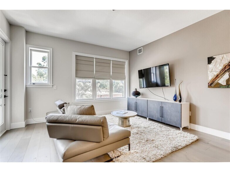 Building Photo - 2200 S University Blvd