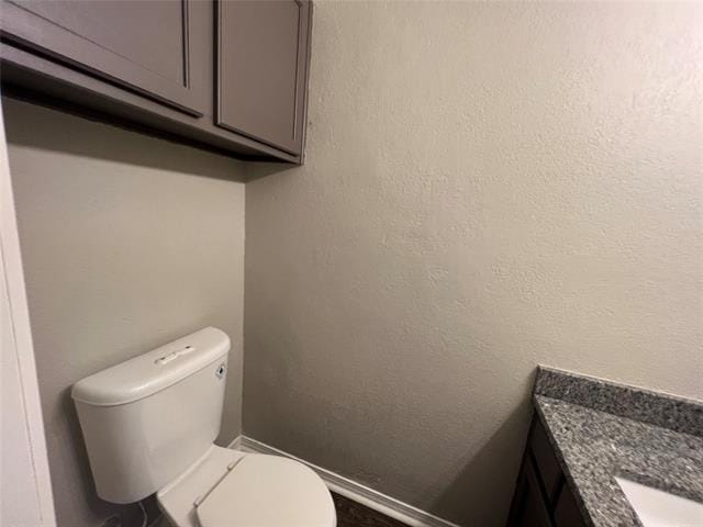Building Photo - 7417 Kingswood Dr