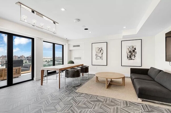 Building Photo - 215 East 124th Street