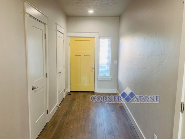 Building Photo - Pet Friendly Home in Boise!!