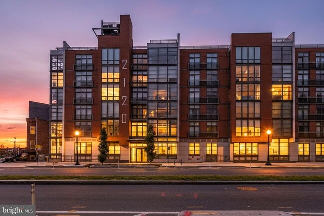 Building Photo - 2120 Vermont Ave NW