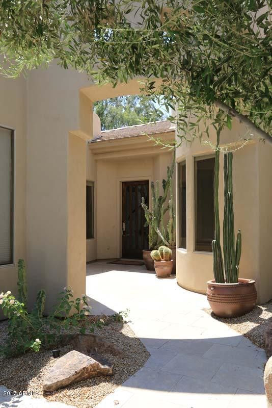 Building Photo - 7371 E Vaquero Dr