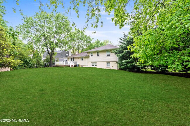 Building Photo - 737 Bridlemere Ave