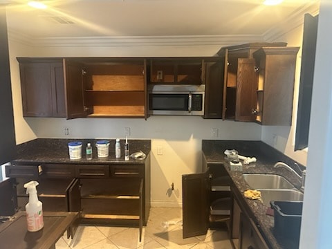 Building Photo - 11013 S Broadway