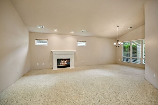 Building Photo - Alder Creek Estates Home available**Gated ...