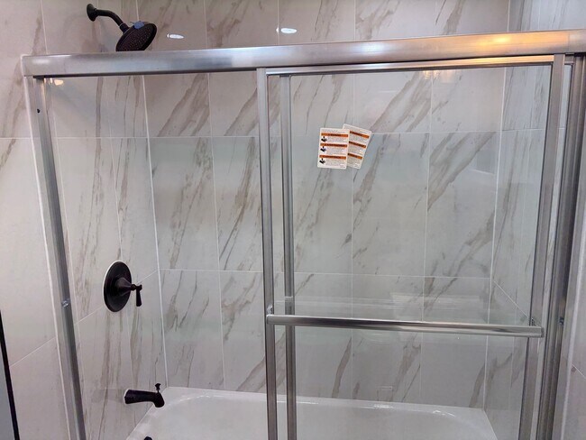 Building Photo - This Beautifully Fully Remolded 2 Bed 1 Full Bath Townhome in Stowe is Now Available