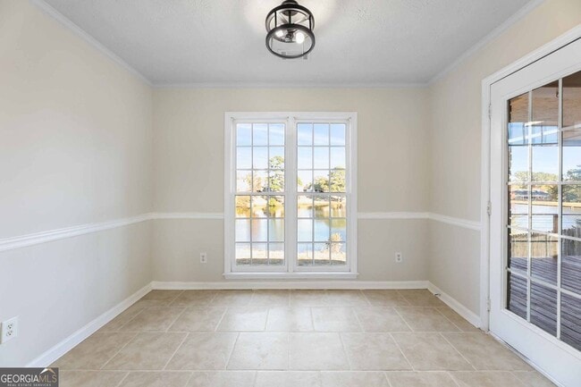 Building Photo - 7988 Westlake Dr