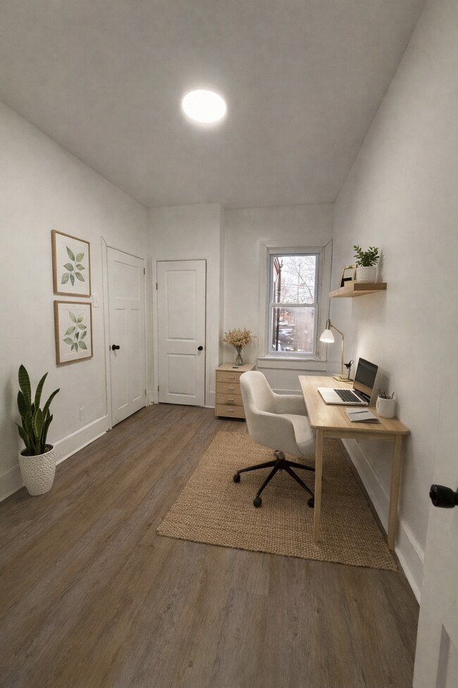 Building Photo - 2633 N Franklin St