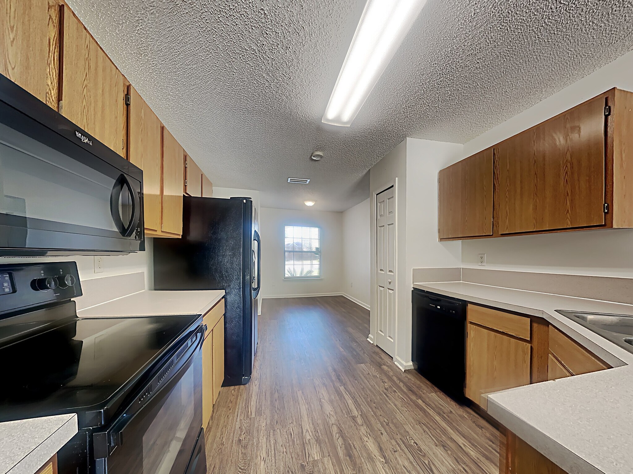 Building Photo - 624 Fallen Timbers Dr