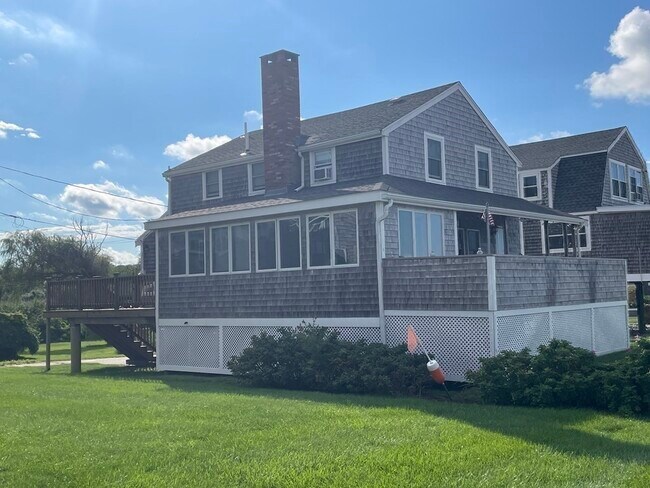 Building Photo - 25 Seaside Rd