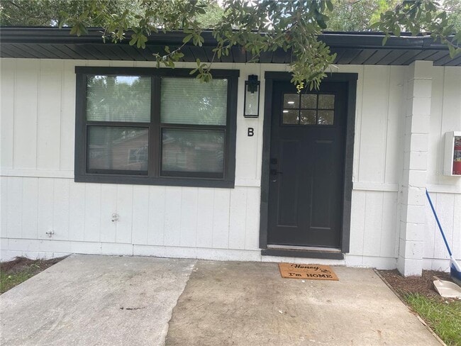 Building Photo - 704 Angelina Ln
