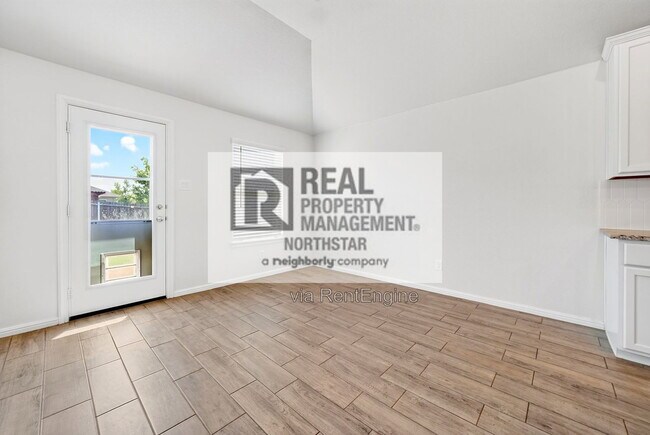 Building Photo - 1800 Huisache St