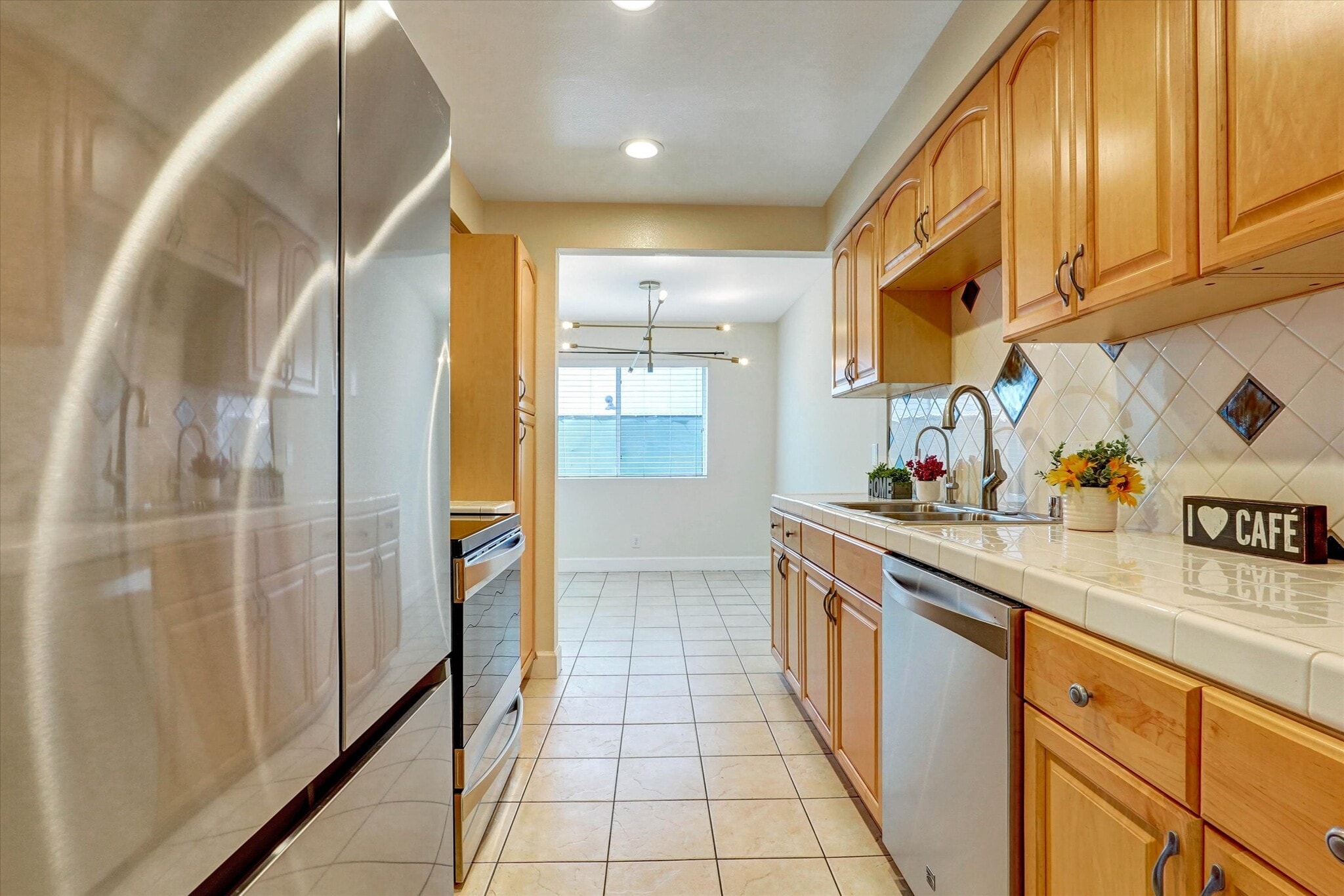 KItchen - 4637 Willis Ave