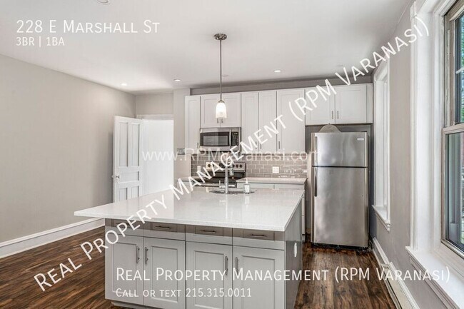 Building Photo - Spacious 3-Story Gem in Norristown with Mo...