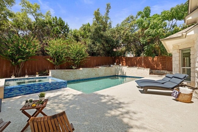 Building Photo - 2809 Rio Mesa Dr