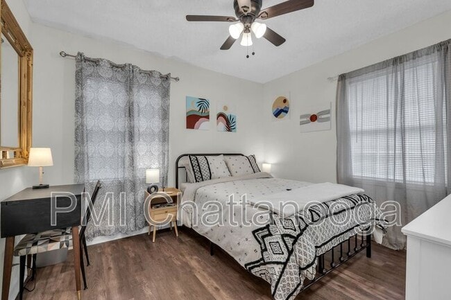 Building Photo - 306 Glenwood Cir