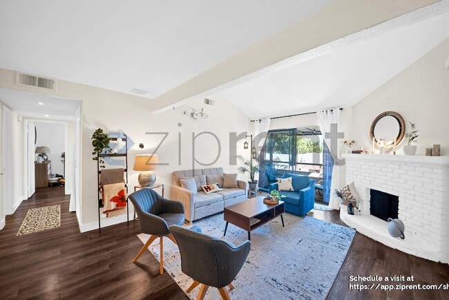 Building Photo - 15511 Sherman Way