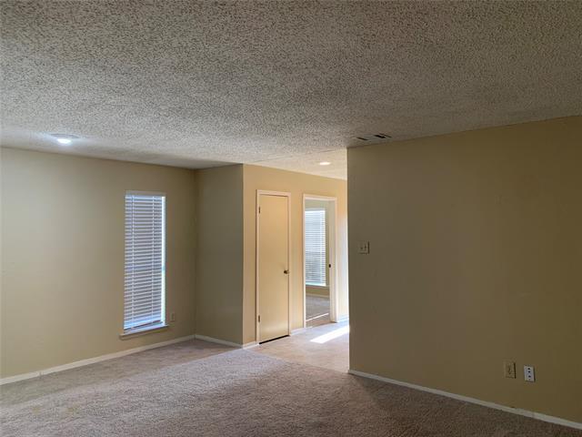 Building Photo - 1203 Custer Rd