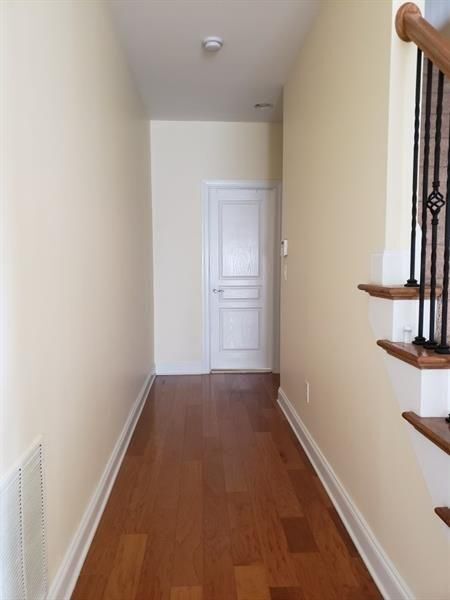 Building Photo - 5645 Princeton Run Trail