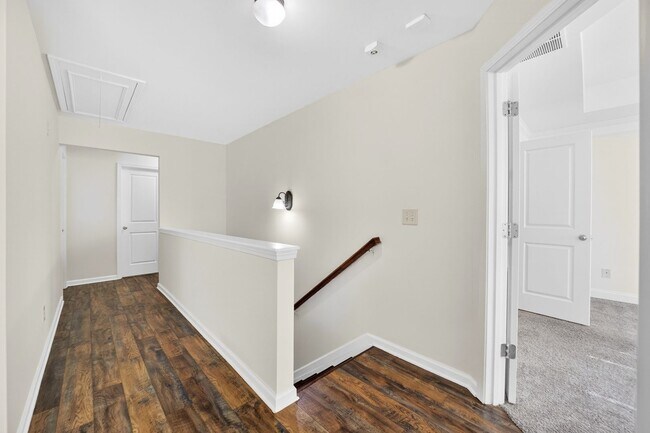 Building Photo - 269 Privet Cir