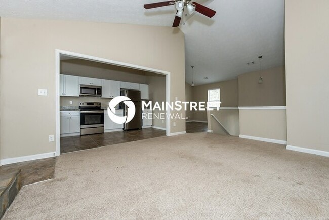 Building Photo - 4 Bedroom Pet-Friendly Home in Rex, GA with Main Street Renewal