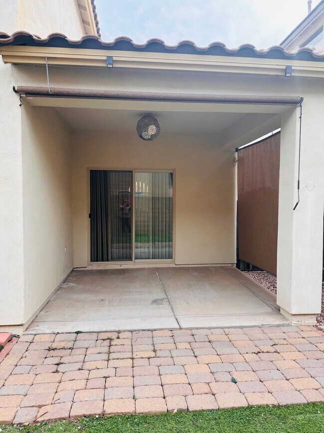 Building Photo - Rancho Sahuarita Home - Lovely 2 Bedroom Plus Den -AVAILABLE JAN 3rd!