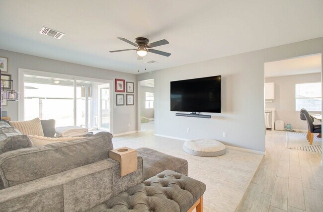 Building Photo - 17802 N 41st Ave