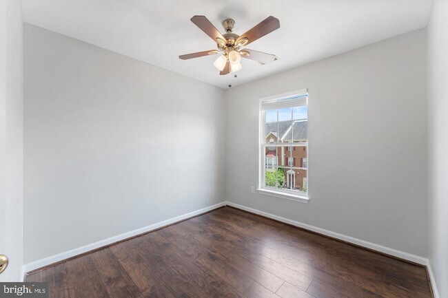 Building Photo - 4004 Meadow Trail Ln