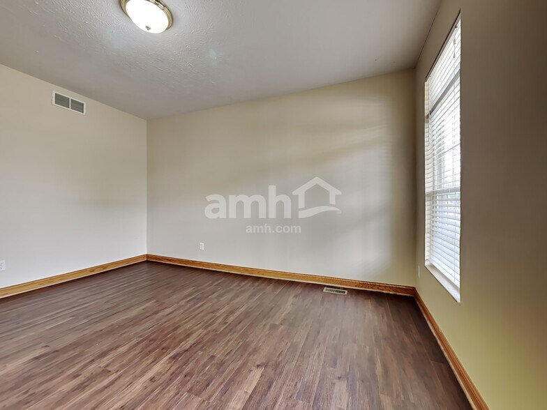 Building Photo - 841 Ginger Ridge Dr