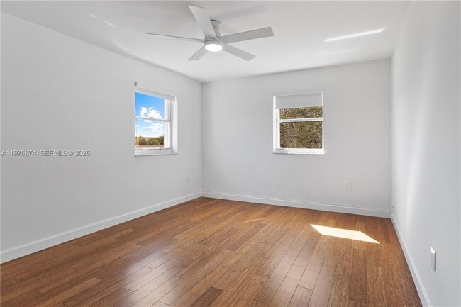 Building Photo - 2870 SW 21st St