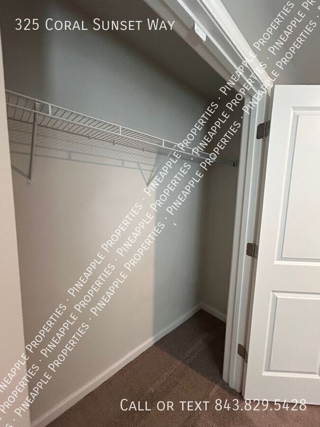 Building Photo - 325 Coral Sunset Wy