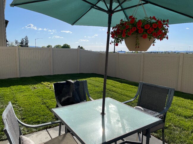 Building Photo - 141 N Legacy Flts Rd