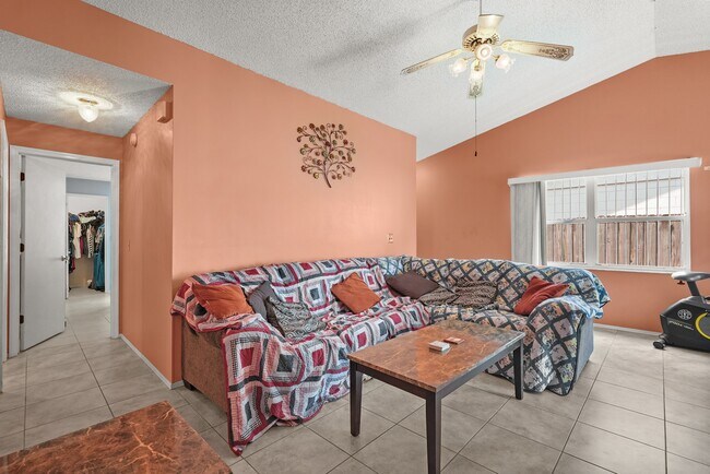 Building Photo - 11891 Atlin Dr