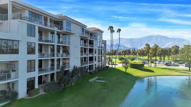 Building Photo - 910 Island Dr