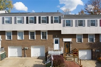 Building Photo - 84 Cortland Dr W