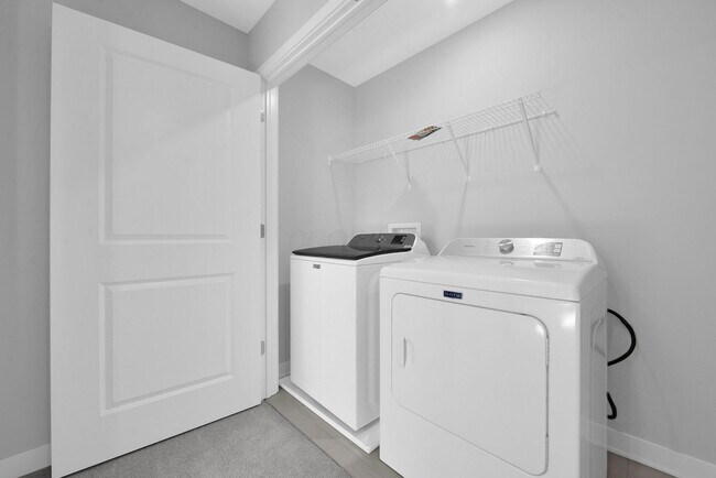 Building Photo - 5491 Fawnsbury Ct