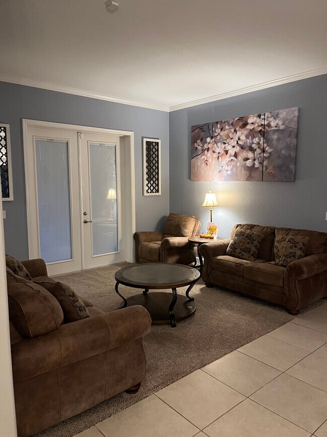 Building Photo - 1895 Orangewood Ct